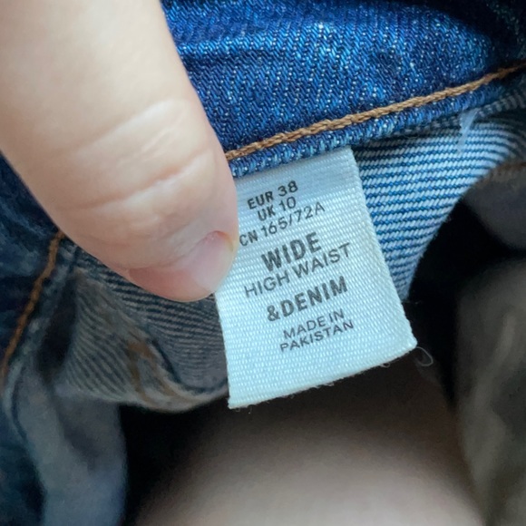 H&M jeans - Picture 3 of 3